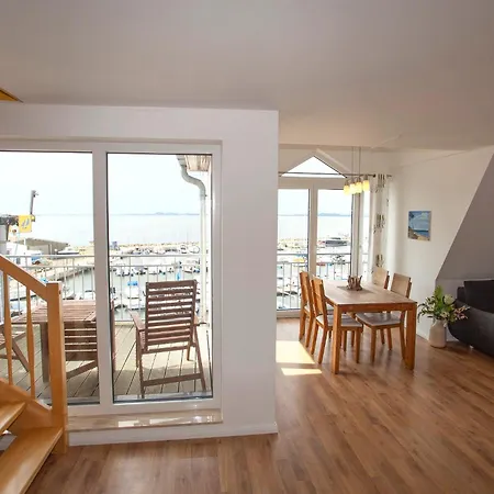 Ferienwohnung Wiek Im Hafenkieker Wiek auf Rügen Exterior foto