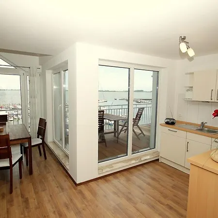 Ferienwohnung Wiek Im Hafenkieker Wiek auf Rügen Habitación foto