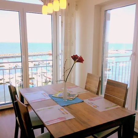 Ferienwohnung Wiek Im Hafenkieker Wiek auf Rügen Habitación foto