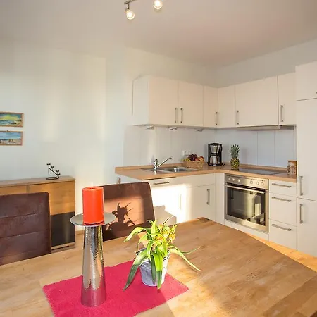 Ferienwohnung Wiek Im Hafenkieker Wiek auf Rügen Habitación foto