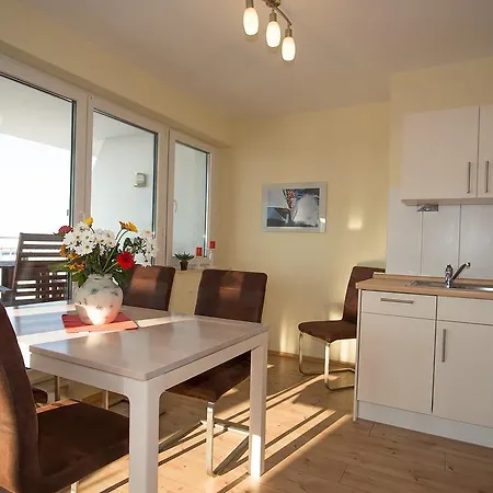 Ferienwohnung Wiek Im Hafenkieker Wiek auf Rügen Habitación foto