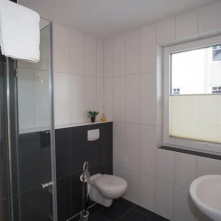 Ferienwohnung Wiek Im Hafenkieker Wiek auf Rügen Habitación foto