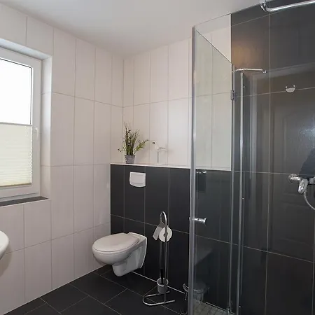 Ferienwohnung Wiek Im Hafenkieker Wiek auf Rügen Habitación foto